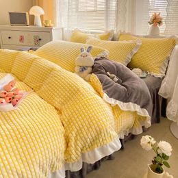 Bedding Sets Winter Thicken Flannel Duvet Cover Warm Coral Velvet Quilt Bedsheet Pillowcase Soft Luxury Comforter Covers Set