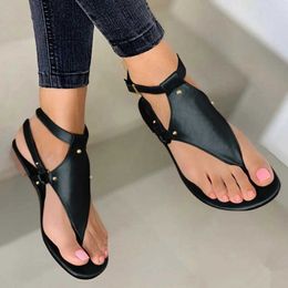 Sandals Summer Women Sandals Flats Slippers Pu Leather Flip Flops Belt Buckle Female Shoes 2024 New Rome Fashion Womens Sandals J240402