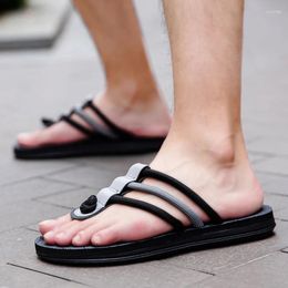 Slippers Men Slipppers 2024 Soft Bottom Non-slip Flip Flops Fashion Trend Casual Beach Shoes Sandals Bath Sandal