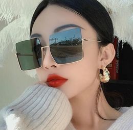 Vintage Women Square Metal Sunglasses Anti-Reflective Mirror Classic Men Fashion Design Sun Glasses Over Sized Glasses Uv400 10PCS