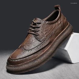 Casual Shoes Men Brogue Dress Outdoor British Style Lace Up Leather Fashion Business Man Footwear Chaussure Homme