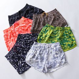 Lu Lu Lu Women'sLemons Yoga Shortsトラック