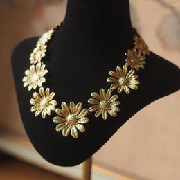 Pendant Necklaces European And American Trend Brands With Retro Elegance Chic Details Highlight Sunflower Necklace.