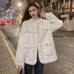 Women's Fur 2024 Lamb Wool Coat Autumn Winter Small Fragrance Jacket High Quality Outwear Padded Imitation Coats Ladies Tops