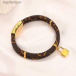 Designer Bangle For Women Jewellery Gold Curb Bracelets Women Lock Pendant Brand Letter Leather Vintage Design Jewellery Gift Stainless Steel Bracelet with Box