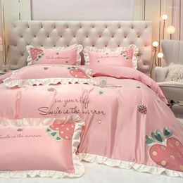 Bedding Sets High-value Cute Princess Wind Four-piece Set Cotton 100 Strawberry Embroidery Small Fresh Bed Linen