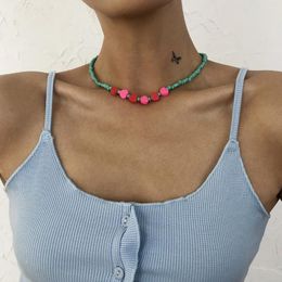Pendant Necklaces 2024 Boho Choker Simple Vintage Red Heart Shape Necklace For Women Fashion Collar Ldyllic Green Beads Jewellery Party Gift