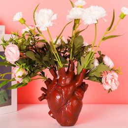 Vases Creative Heart Model Vase Home Desktop Decorative Resin Crafts Ornaments Symbolising Love Rebirth And Hope