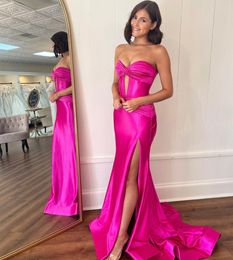 Sexy Long Fuchsia Pleated Prom Dresses With Slit Mermaid Sweetheart Neck Satin Watteau Train Zipper Back Evening Dresses for Women