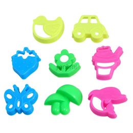 Sand Play Water Fun 8pcs Play Sand Molds Beach Sand Toys Set Sand Tray Toys Sand Molds Set for Kids(Flower Butterfly/ Random Color) 240402