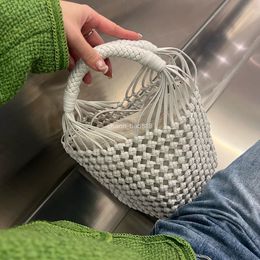 10A Top-level Replication Designer Tote Bags 23cm Lambskin Weaving Women HandBags Cavallino Bucket Bag With Dust Bag Free Shipping VV076