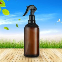 500ml Large Empty Amber Plastic Bottles With Storage Spray Flow Cleaning Product Black Oil Cap For Essential Mist Trigger