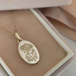 Pendant Necklaces Trendy Hummingbird For Women Gold Colour Flower Carved Oval Wedding Anniversary Party Jewellery