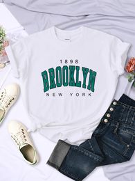1898 Brooklyn York Print Womens Short Sleeve Vintage Fashion Casual T-Shirts All-math Crewneck Breathable Female Clothing 240329