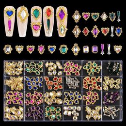 24 Grid Nail s Crown Heart Jewellery Gem Stone Crystal DIY Art Decorations Press On Nails Supplies Accessories 240328