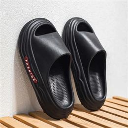 Casual Shoes 38-45 Flatform Walking Men's Shower Slippers Slide Sandal Sneakers Sports Due To Tenya Trending Products YDX2