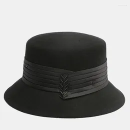 Berets Women Warm Wool Hat Flat Top Winter Hats Classical Ribbon Band Fedoras Solid Bucket Lady Wedding Cloche
