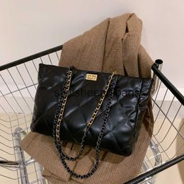 Shoulder Bags Womens Bag 2023 New High end Fashion Small Fragrant Wind Lingge Chain Tote Single Large H240401