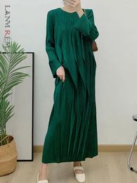 Casual Dresses LANMREM Tassel Pleated Maxi Dress 2024 Autumn Long Sleeves Ruffled Edge Evening Ladies Elegant Clothes 2DA1982