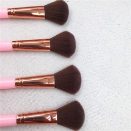 Large single makeup brush blush powder beauty makeup tools wholesale night market 2 yuan store supply gifts