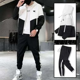 Pra Designers New Mens Tracksuits Fashion Brand Men Suit Spring Autumn Men's Two-piece Sportswear Casual Style Suits 135