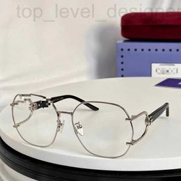 Sunglasses designer Gu Family's Large Frame Flat Mirror is Simple and Elegant, Not Out of Style, Covering the Face GV3G