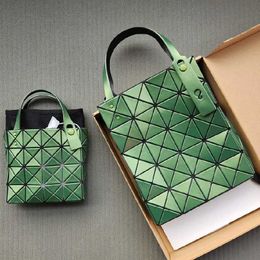 Projektanci torby dla kobiet wyprzedaż japońska edycja limitowana nowa mała kwadratowa pudełko oryginalna jakość siatki diamentowej mini torba damska 2024 Portable rodzic-dziecko