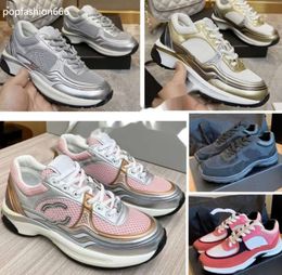 Woman Sneakers Star Out Of Office Sneaker Luxury Channel Shoe Mens Designer Shoes Men Womens Trainers Sports Casual Running New Trainer Fashion Shoes 467