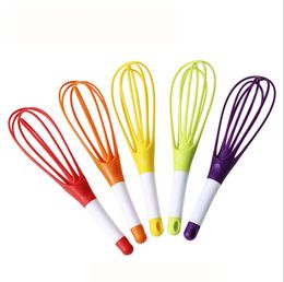 Wholesale Multifunctional Rotating Plastic Manual Egg Beater Cream PP Beater Hand Blender Baking Tool