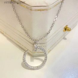 Top Luxury Fine 1to1 Original Carter Designer Necklace for Women High Version Full Diamond Necklace for Couples Fashionable Personalised Pendant