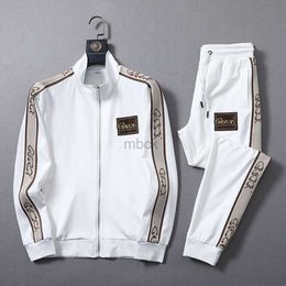 MBCK 23S MENS TRACKSUIT MEN TASARIMISI TÜMLÜ BAYNANLAR HOODIES PANTLAR MAN GİBİ SÜRESİ KÜÇÜK KÜÇÜK TENİS TENİS SPOR TREAKLARI TER KURULU #07 240314