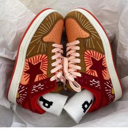 Casual Shoes 2024Niche Design Couple Sun Flower Sneakers Trend Wild Star Retro