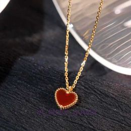 High end designer necklace vanclef LUCKY Love Red Jade Medal Rose Gold Necklace 925 Silver Classic Heart Shaped Pendant Collar Chain Gift Original 1to1 With Real Logo