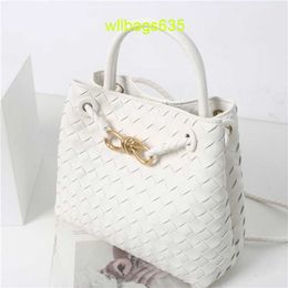 Leather Tote BottegvVenet Andiamo Bags Cowhide Bag 2024 Springsummer New Metal Rope Buckle Handheld Woven Bag Commuting Single Shoulder Cro have logo HB6619