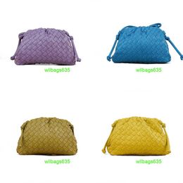 Pouch Cloth Bags BottegvVenet Trusted Luxury Bag Leather Ins Super Fire Cloud Bag Woven Womens Bag 2024 New Sweet and Fashionable One Shoulder have logo HB35VZ