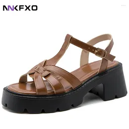 Dress Shoes 2024 Summer Designer Brand Female Platform Chunky Heels Narrow Band Sandals Women Slip On Casual Woman Vc5565