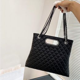 Luxury Designer Tote Bag Women Shoulder Bag Backpack Retro Glossy Calf Leather Metal Buckle Bag Pearl Handbag Crossbody Bag Handbag Diamond