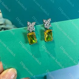 Luxury Pendant Earrings Designer Women Diamond Earrings High Quality Ladies Jewelry Earrings Womens Birthday Social Valentine Gift With Box