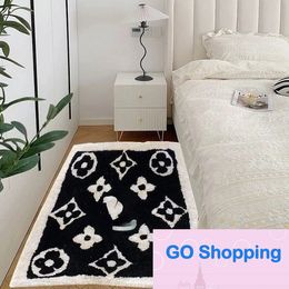 Top Designer black white carpet French classicold flower logo rectangular carpet bedside carpet anti fouling home decoration carpet looped carpet floor mat