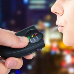 Alcoholism Test Mini Alcohol Tester Tools Metre Analyzer Portable Key Chain Digital Alcohols Breath Breathalyser Vehicle Driving Testi Otu0P