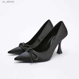 Dress Shoes TRAF Office Lady High Heels 2024 Summer Classics Square Metal Ring Black Women Pointed Toe Heeled Pumps For H2404035YZ1