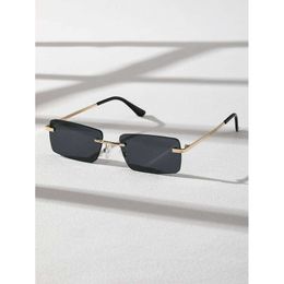 1pc Men Square Metal Fashion Fashionless Glasses для пляжных туристических аксессуаров для туристической одежды