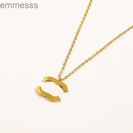 Wholesale Simple Designer 18k Gold Plating Pendant Necklaces Famous Brand Double Letter Stainless Steel Steels Seal Necklace Lovers Party Jewelry Acce JFOV