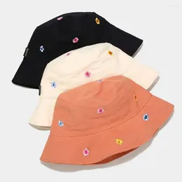 Wide Brim Hats Summer Vacation Lady Bucket Hat Flower Embroidery Deep Round Top Sunscreen Sun Foldable Travel Sunshade Fisherman