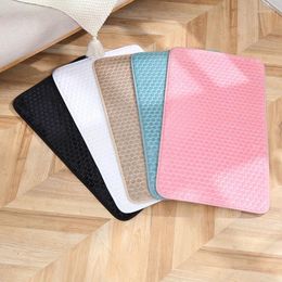 Bath Mats Home Honeycomb Floor Bedroom Starter Non-slip Creative Bathroom Water-absorbent Foot