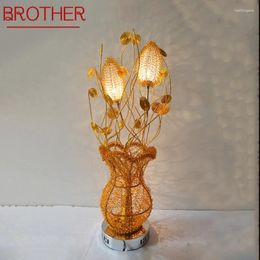 Table Lamps BROTHER Modern Golden Lamp Fashionable Art Iiving Room Bedroom Wedding LED Aluminum Wire Desk Light