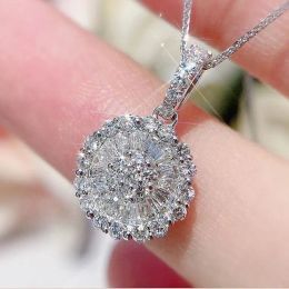 Huitan Exquisite Women's CZ Pendant Necklace Romantic Flower Shaped Bridal Wedding Accessories High Quality Silver Color Jewelry