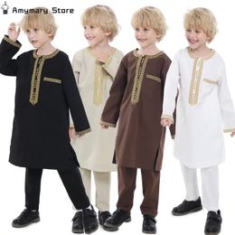 Muslim Children Robe 2 Piece Set Kids Boy Round Neck Long Sleeve Printed Dress Shirt Abaya Kaftan Jubba Thobe Islamic Clothing 240328