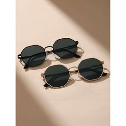 2pcs Women Geometric Frame Fashion Vintage Punk Metallic Sunglasses for Outdoor Travel Driving Accessories