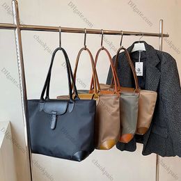 2024 New High-capacity Womens Bag Fashionable and Casual Nylon Handbag Mommy Shopping Bag Commuting Bag One Shoulder Tote Bag 10a